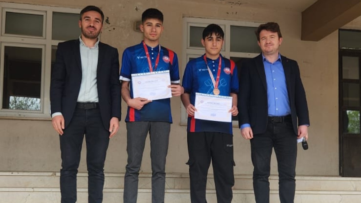 23 NİSAN ULUSAL EGEMENLİK VE ÇOÇUK BAYRAMI ETKİNLİKLERİ KAPSAMINDA OKULUMUZ ÖĞRENCİLERİ ÖNEMLİ BAŞARILAR ELDE ETMİŞTİR