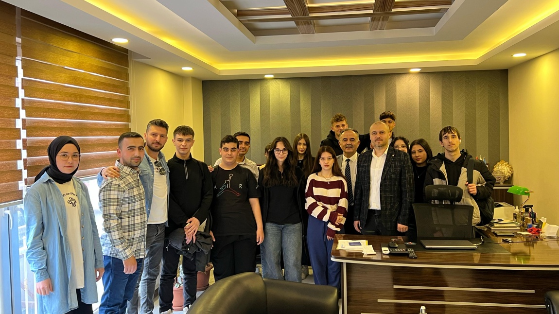 Muhasebe Bürosunda uygulamalı eğitime katıldık.